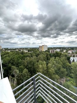 2-комн.кв., 65 м², этаж 13