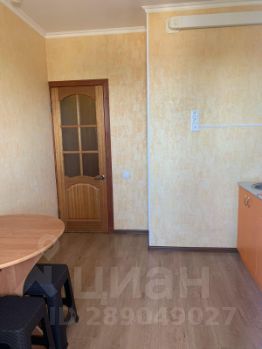 1-комн.кв., 42 м², этаж 4