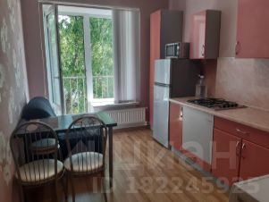 1-комн.кв., 40 м², этаж 3