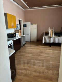 4-комн.кв., 170 м², этаж 2