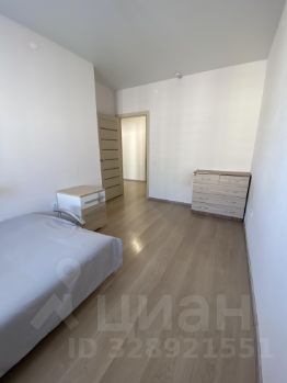 1-комн. кв 40 м2, 8/16 эт