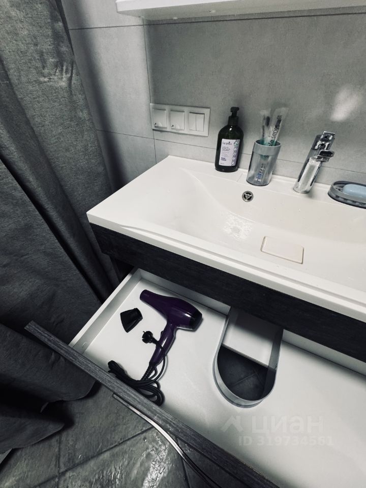 2-к кв. Приморский край, Владивосток ул. Черняховского, 9 (61.0 м²)