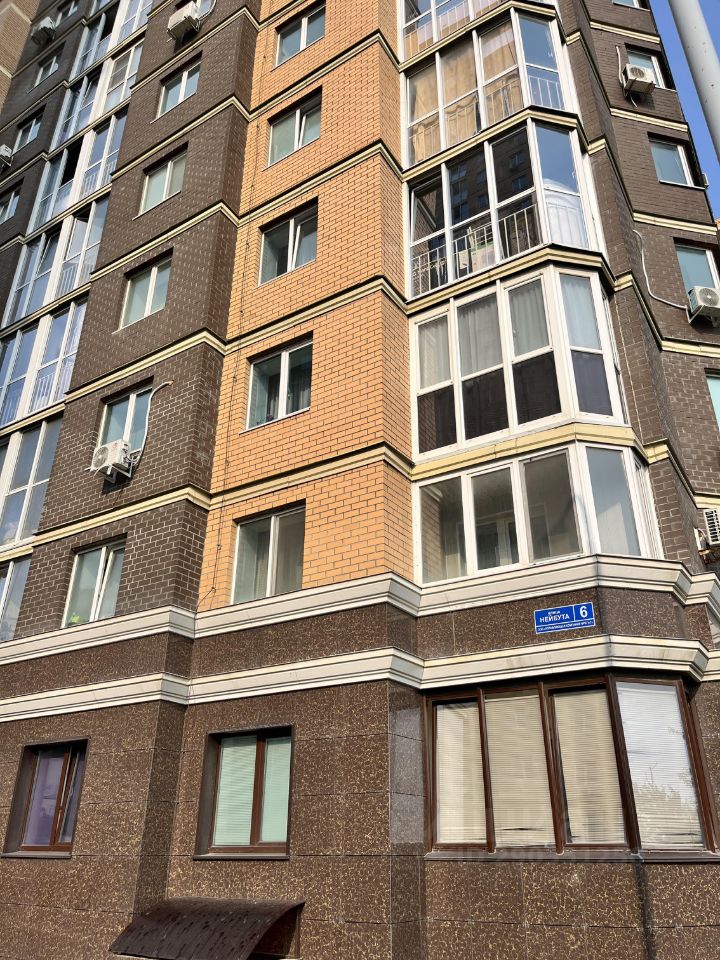 Студия Приморский край, Владивосток ул. Нейбута, 6 (30.0 м²)