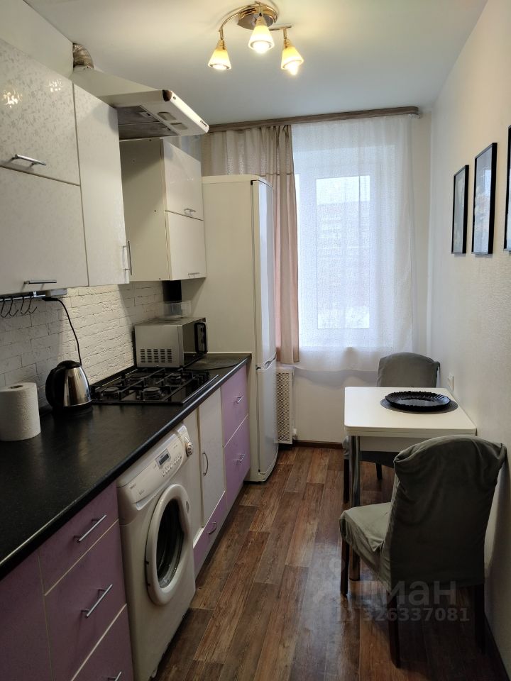 2-к кв. Волгоградская область, Волжский ул. Наримана Нариманова, 8А (45.0 м²)