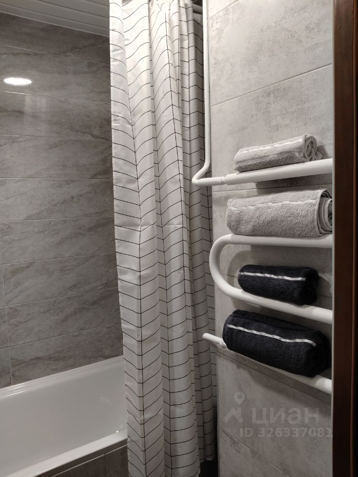 2-к кв. Волгоградская область, Волжский ул. Наримана Нариманова, 8А (45.0 м²)