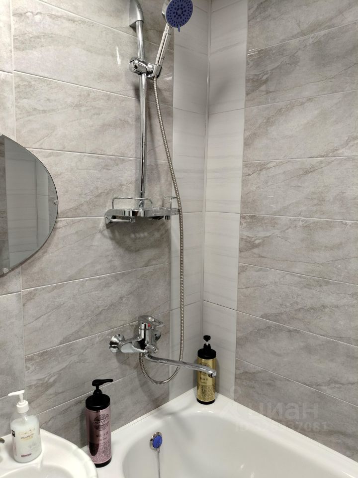 2-к кв. Волгоградская область, Волжский ул. Наримана Нариманова, 8А (45.0 м²)