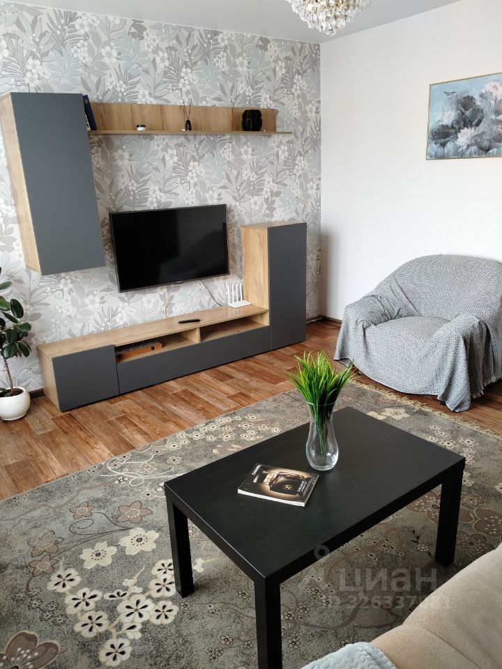 2-к кв. Волгоградская область, Волжский ул. Наримана Нариманова, 8А (45.0 м²)