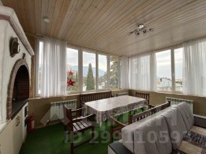 3-комн.кв., 90 м², этаж 3