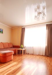 1-комн. кв 38 м2, 2/4 эт