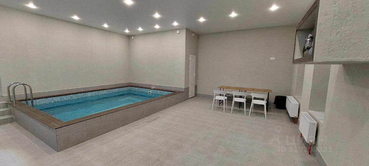 Дом в Татарстан, Казань ул. Яктылык, 12А (400 м²)