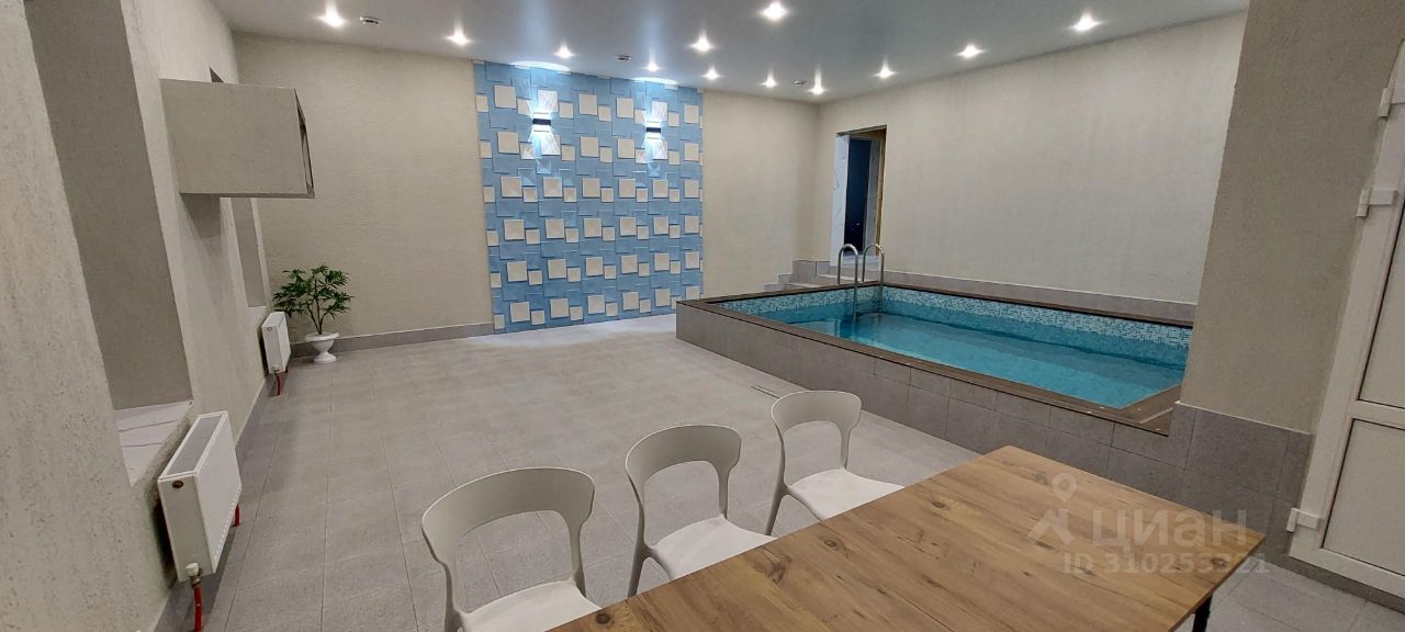 Дом в Татарстан, Казань ул. Яктылык, 12А (400 м²)