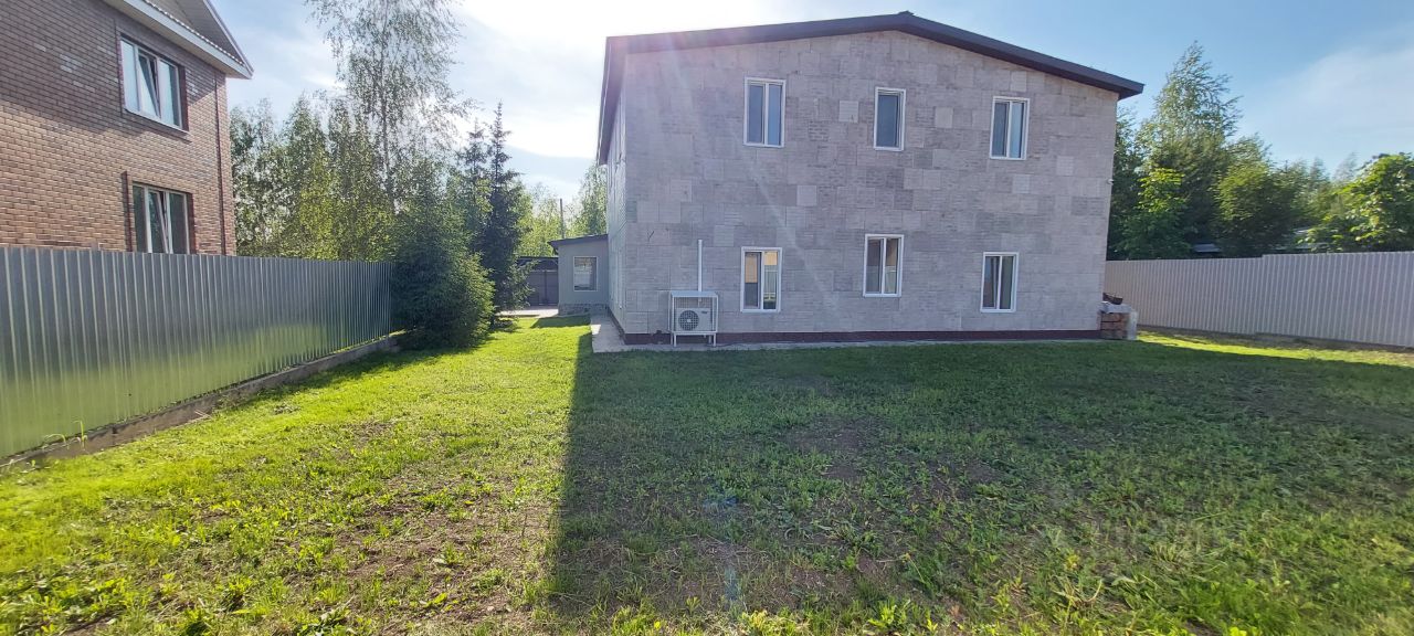 Дом в Татарстан, Казань ул. Яктылык, 12А (400 м²)