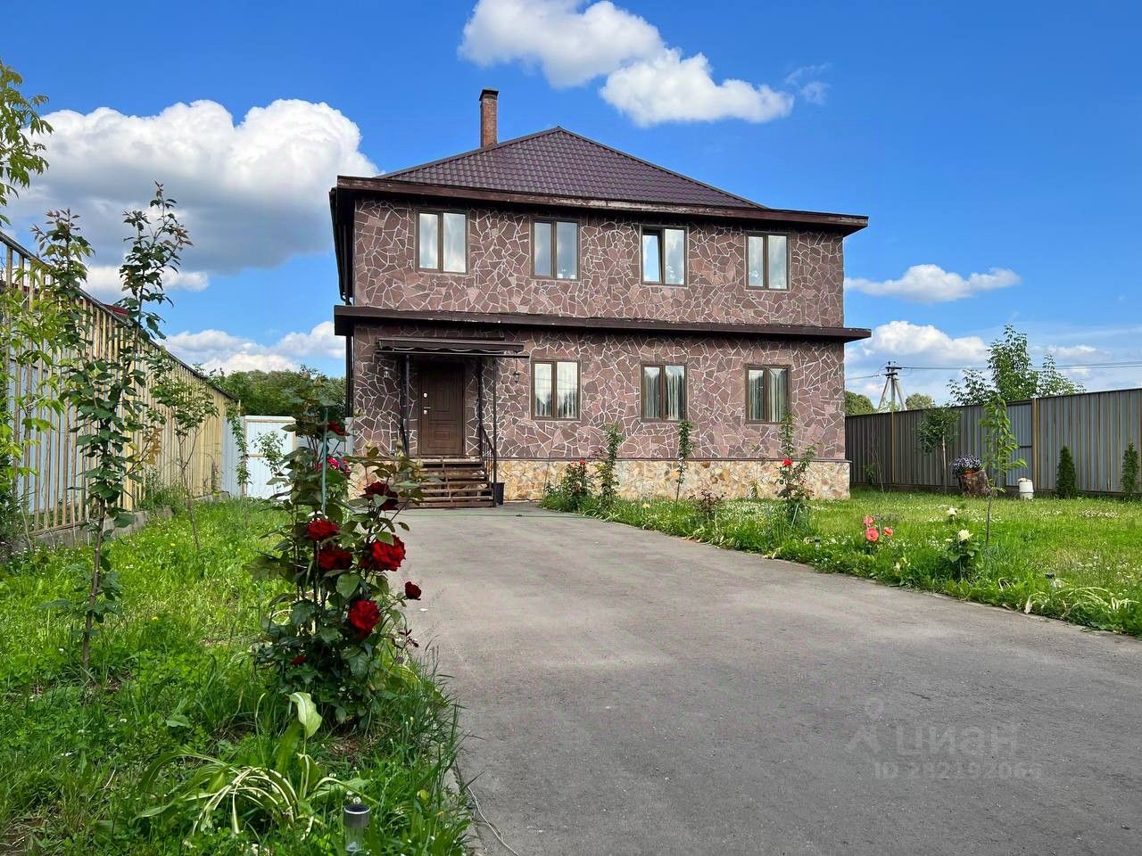 Снять дом 10сот. ул. Дубовая, 83, Московская область, Химки городской  округ, Лунево поселок, м. Лобня - база ЦИАН, объявление 282192066