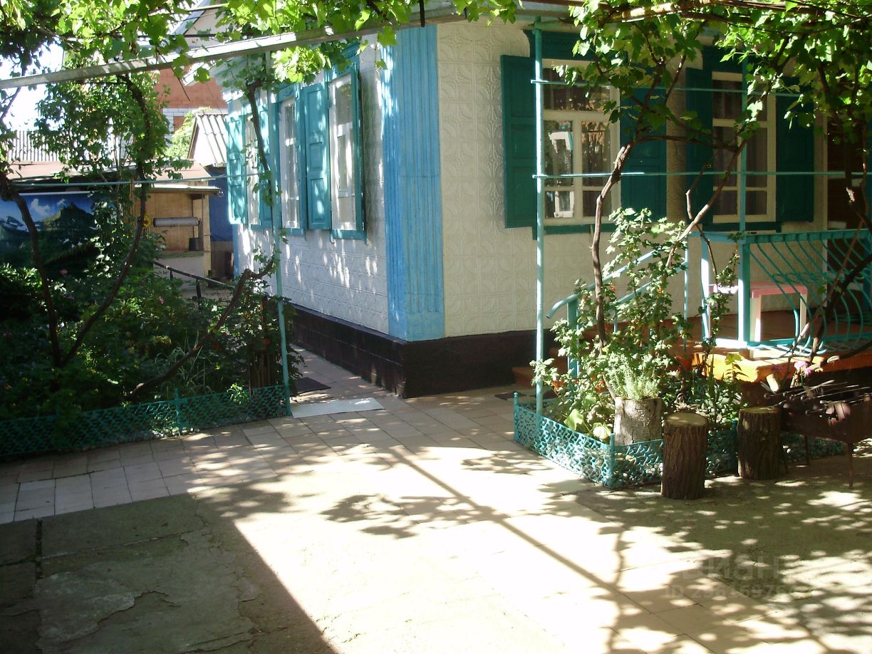 Гоголя 175 мостовской дом. Село шедок краснодарский край. Фото домов мостовской. Гоголя 170 мостовской. Аренда в мостовском.