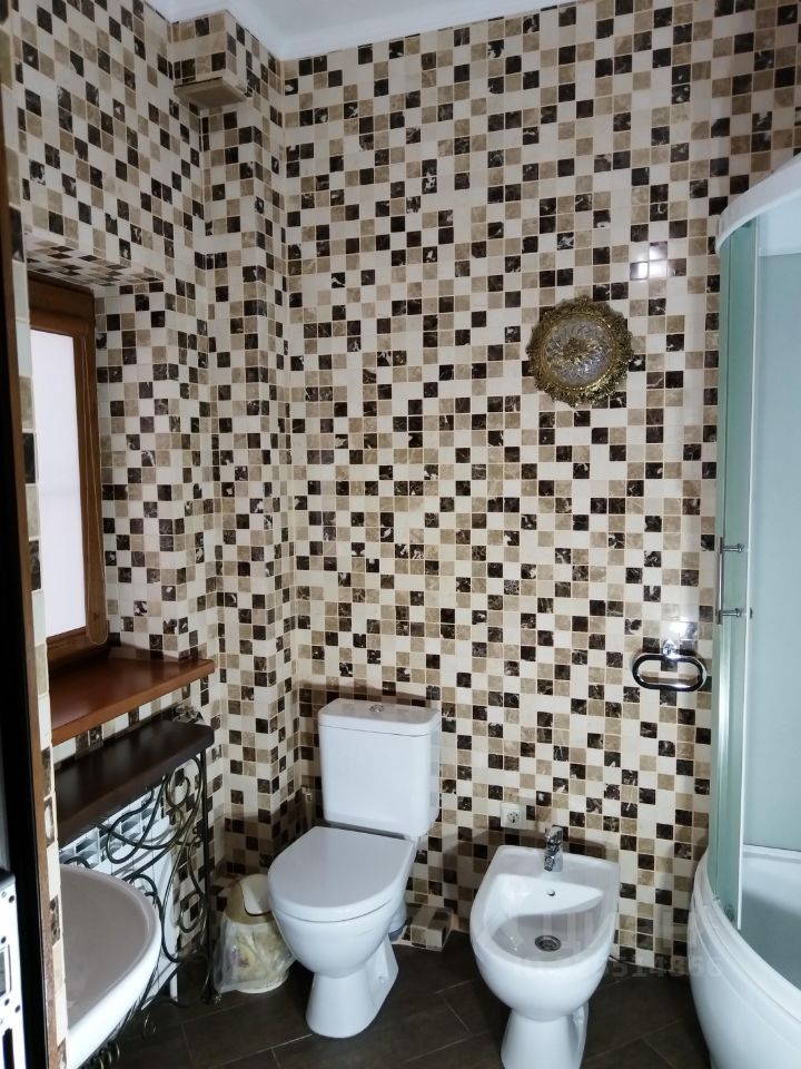 Дом в Ростовская область, Ростов-на-Дону ул. Говорова, 38 (220 м²)