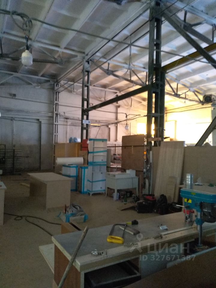 Производственное помещение в Чувашия, Чебоксары Марпосадское ш., 4лит7 (915 м²)