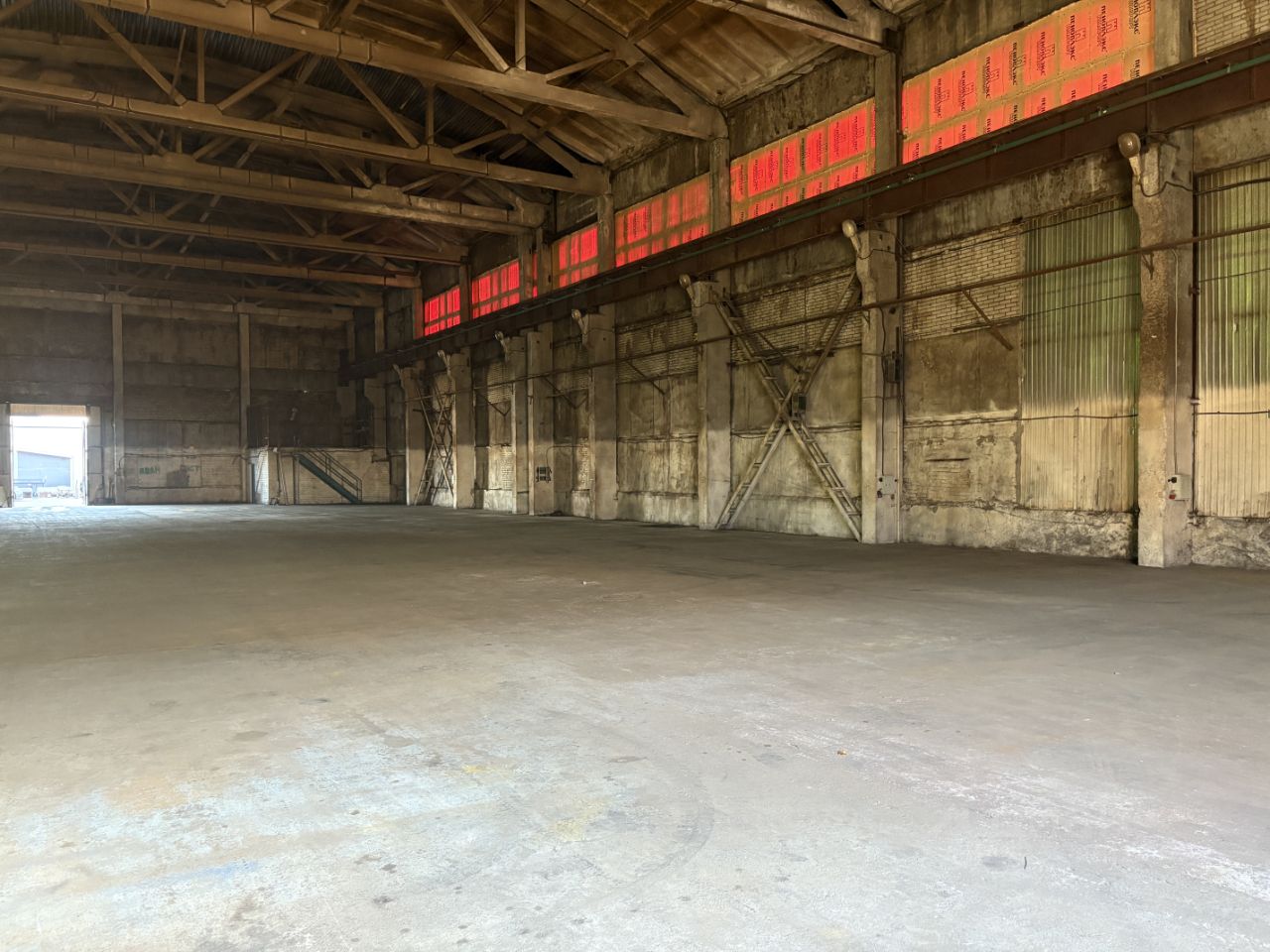 Производственное помещение в Санкт-Петербург Уманский пер., 68к2 (1433 м²)