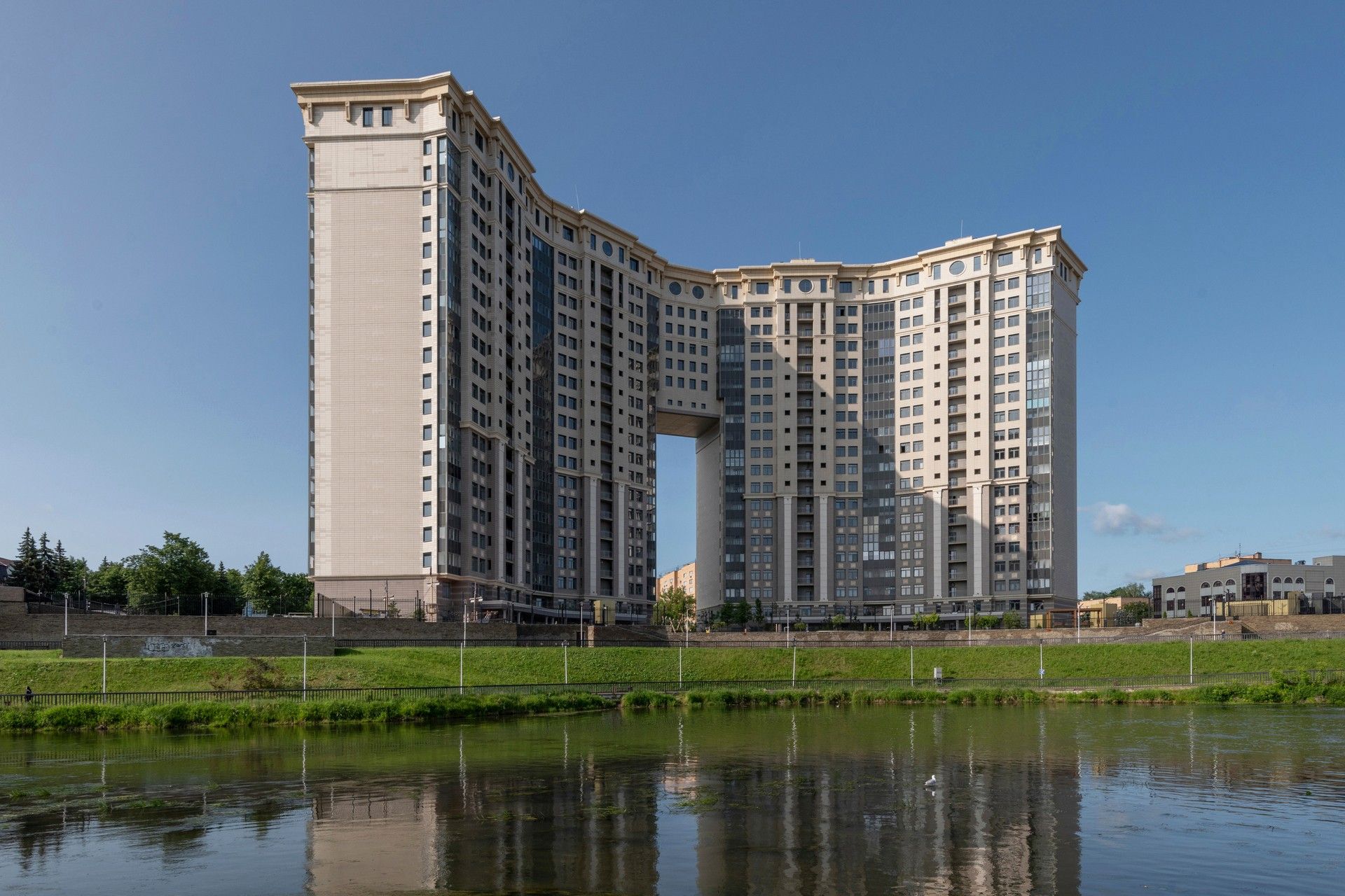 жилой комплекс River House (Ривер Хаус)