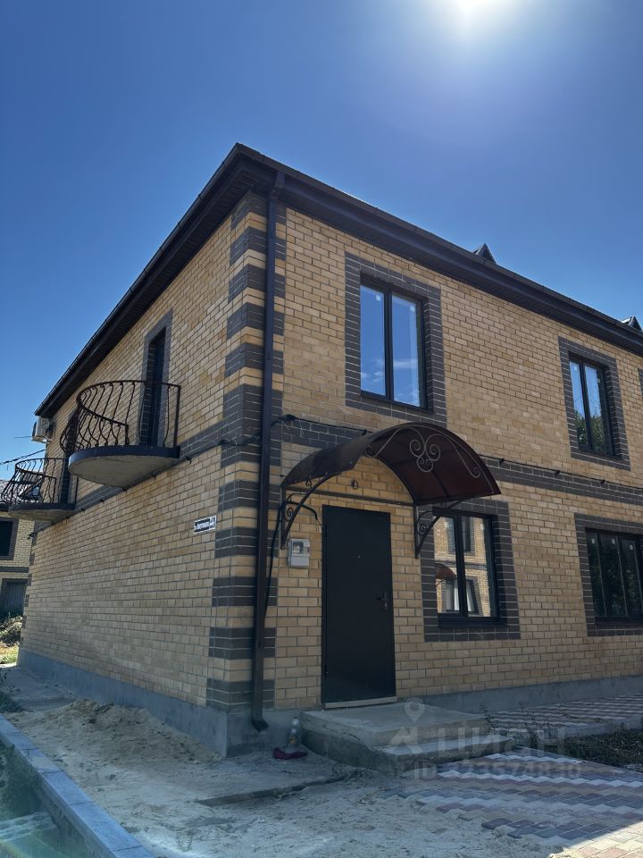 Таунхаус в Калмыкия, Элиста ул. Хомутникова, 114 (44 м²)