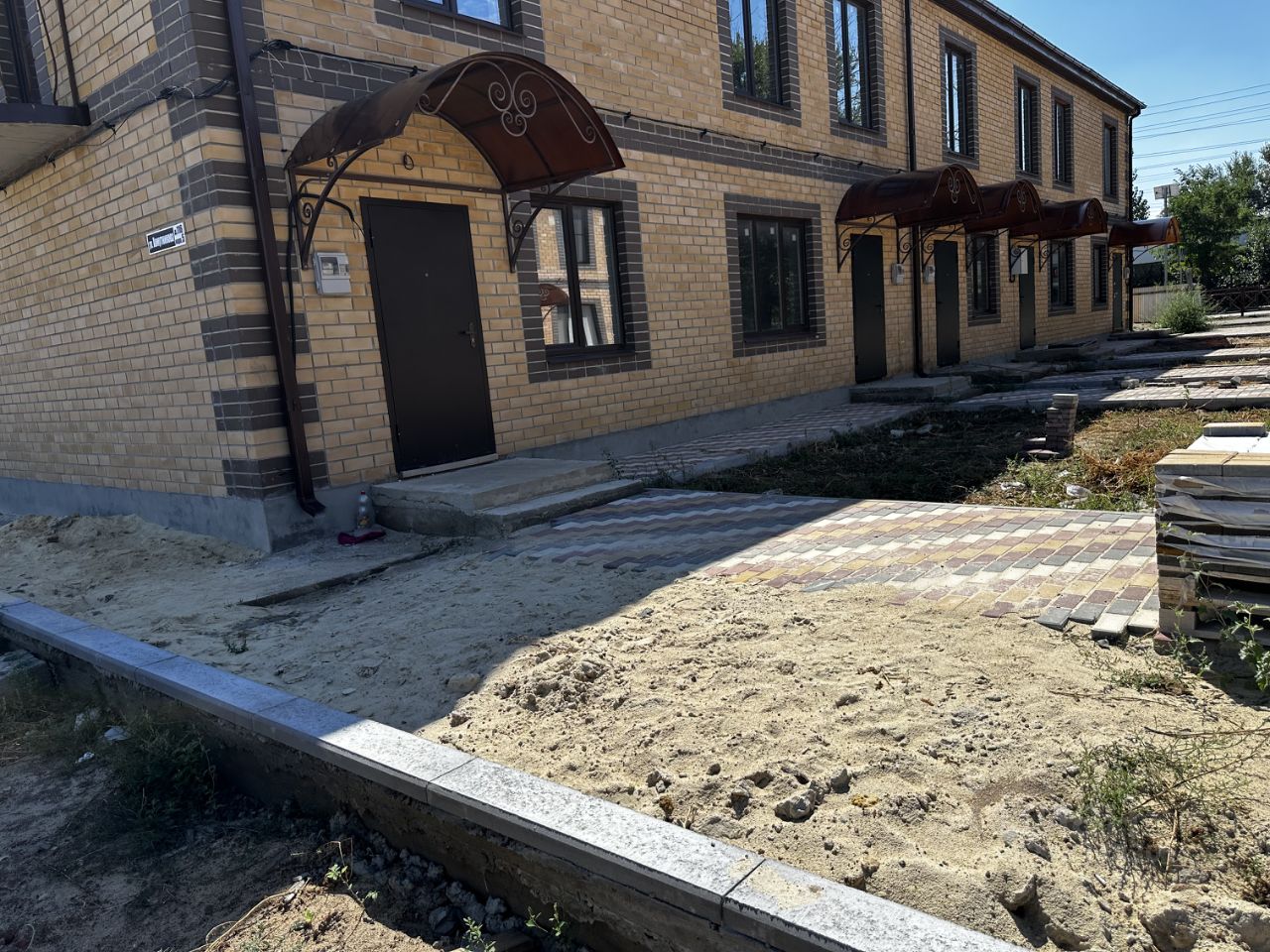 Таунхаус в Калмыкия, Элиста ул. Хомутникова, 114 (44 м²)