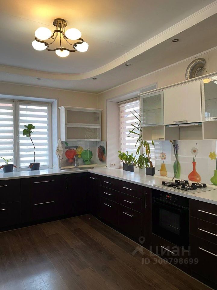 Таунхаус в Марий Эл, Йошкар-Ола ул. Шабдара, 7А (280 м²)