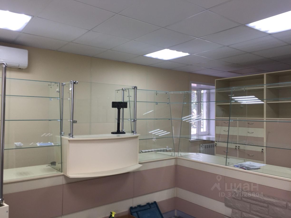 Торговая площадь в Тамбовская область, Уварово 2-й мкр, 11 (59 м²)