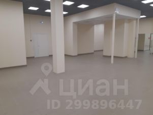 торг. площадь 270 м², этаж 2