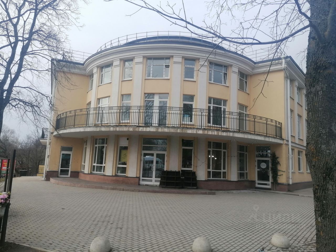 Помещение на 1-м этаже, 994 м², р-н Петродворцовый