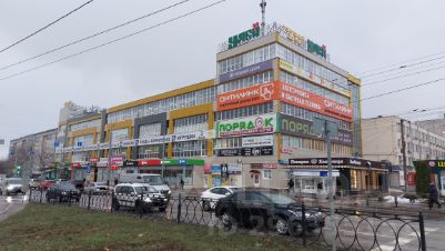 торг. площадь 384 м², этаж 3