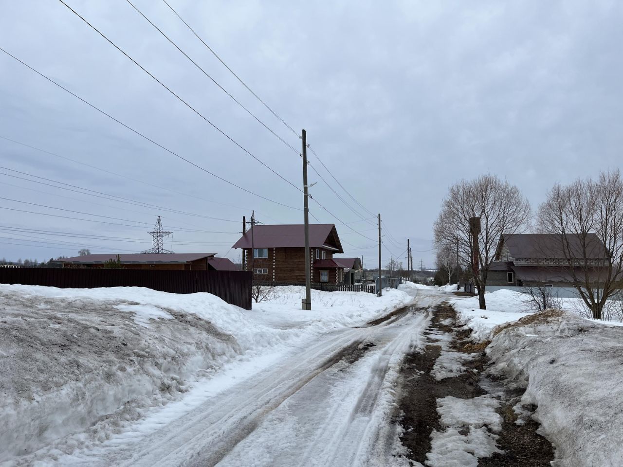 Купить загородную недвижимость в деревне Гаревая Пермского края, продажа  загородной недвижимости - база объявлений Циан. Найдено 11 объявлений