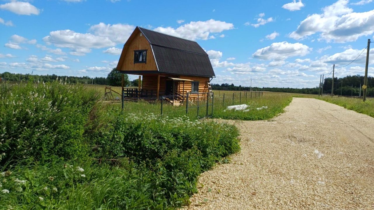 Купить загородную недвижимость в деревне Лампово Гатчинского района,  продажа загородной недвижимости - база объявлений Циан. Найдено 15  объявлений