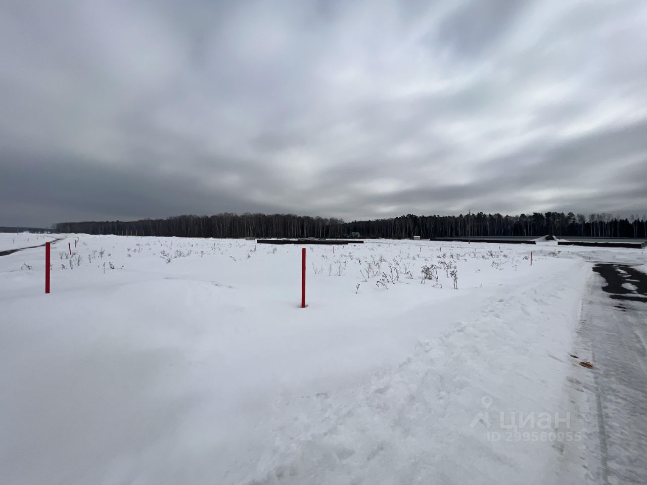 Участок новоильинское