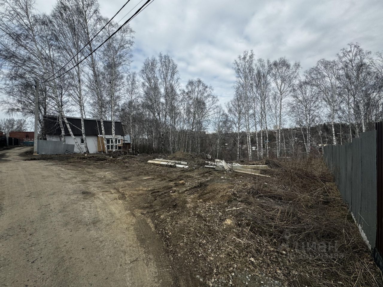 Купить земельный участок на улице Набережная Плющихи в городе Новосибирск,  продажа земельных участков - база объявлений Циан. Найдено 2 объявления