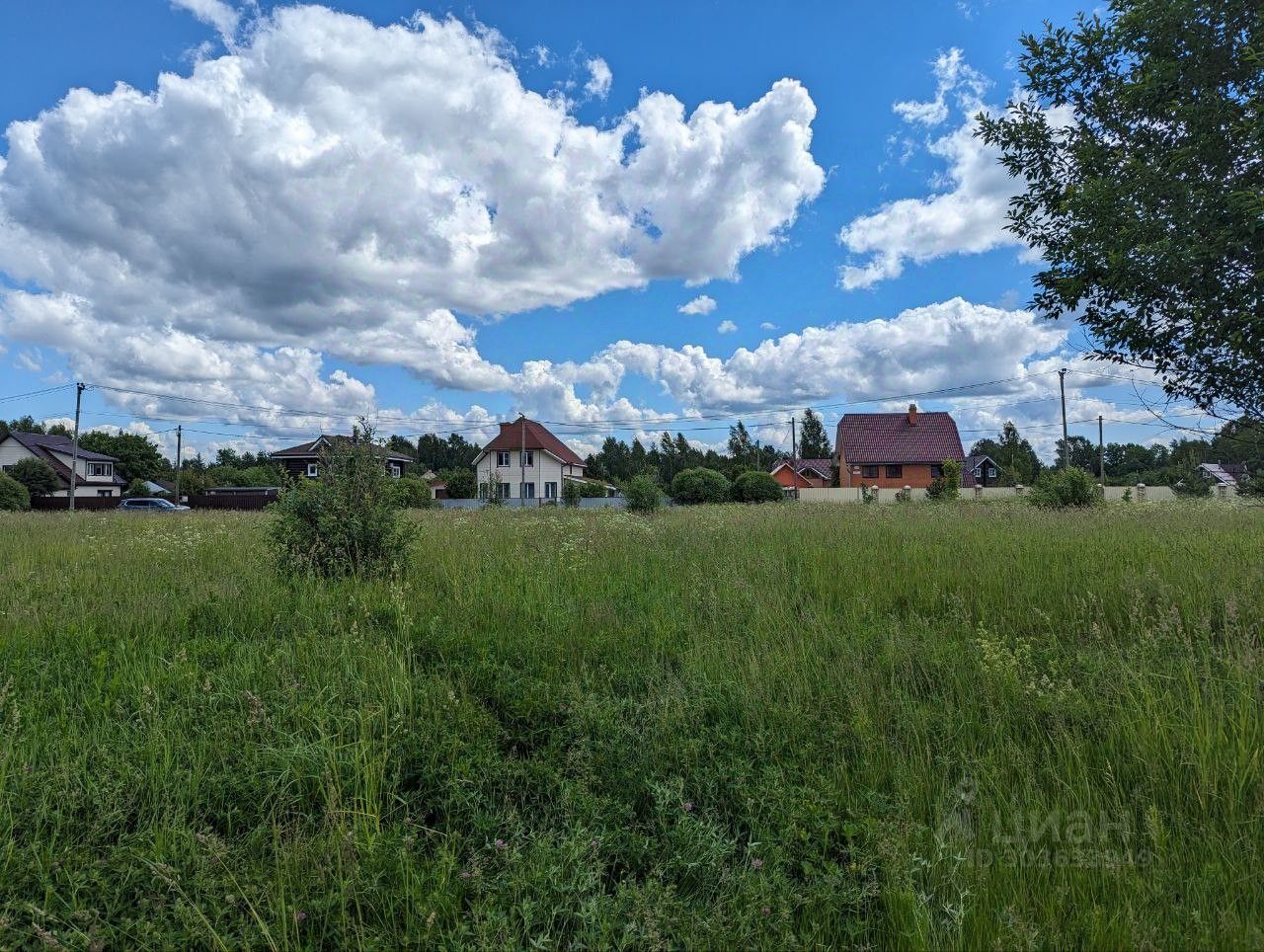 Купить земельный участок без посредников в Гатчинском районе Ленинградской  области от хозяина, продажа земельных участков от собственника в Гатчинском  районе Ленинградской области. Найдено 257 объявлений.