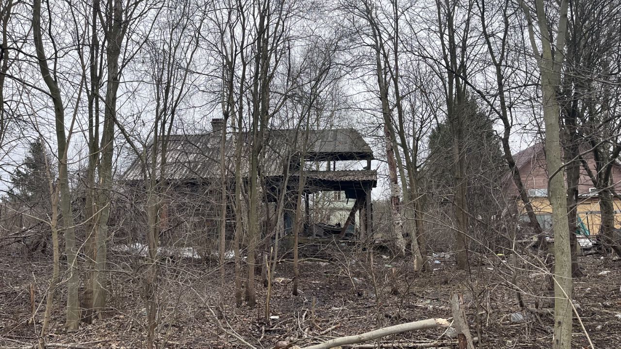 Купить загородную недвижимость в переулке Октябрьский в деревне Верхние  Осельки в сельском поселении Лесколовское, продажа загородной недвижимости  - база объявлений Циан. Найдено 1 объявление