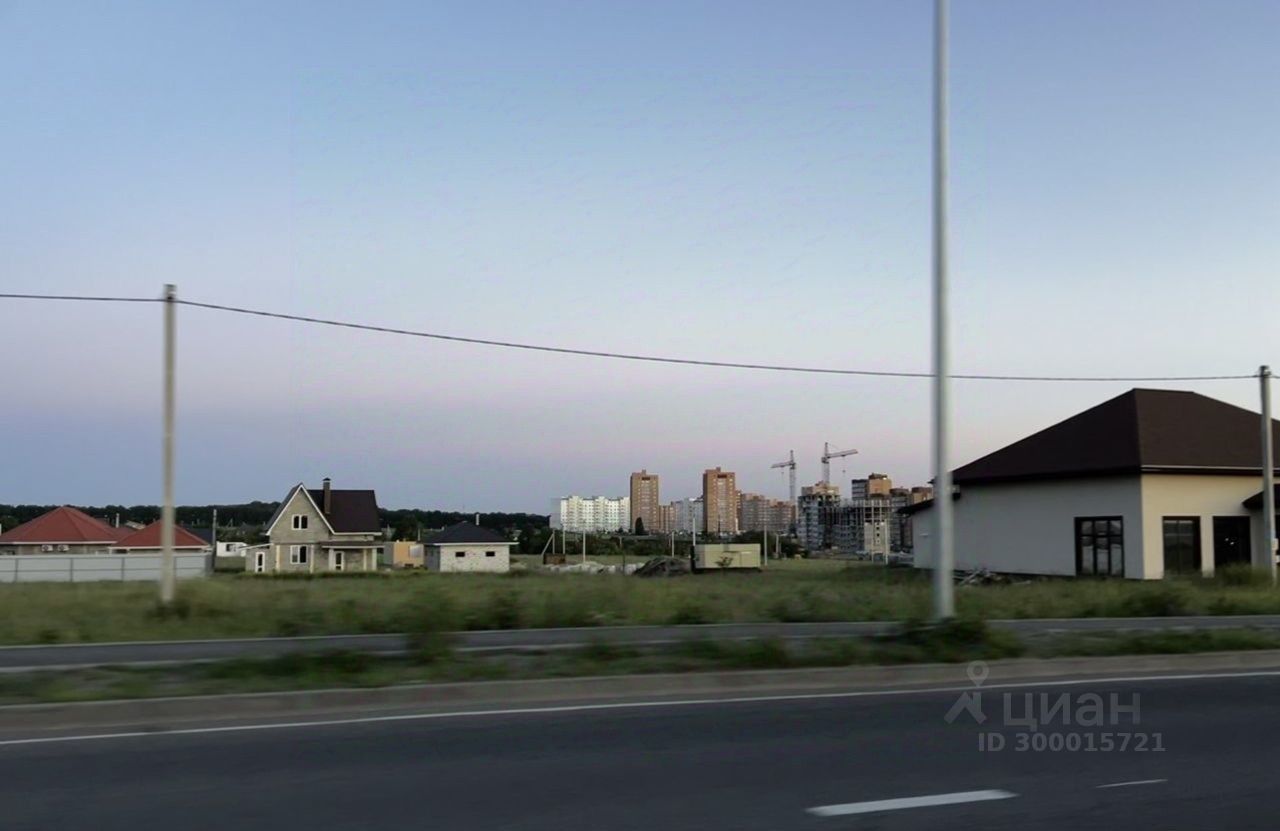 Купить загородную недвижимость в микрорайоне Вишенки в городе Старый Оскол,  продажа загородной недвижимости - база объявлений Циан. Найдено 2 объявления