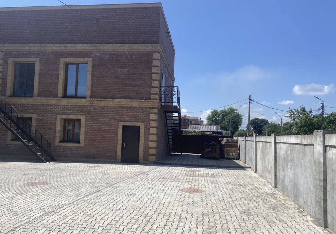 Здание в Амурская область, Благовещенск Пионерская ул., 132 (616 м²)