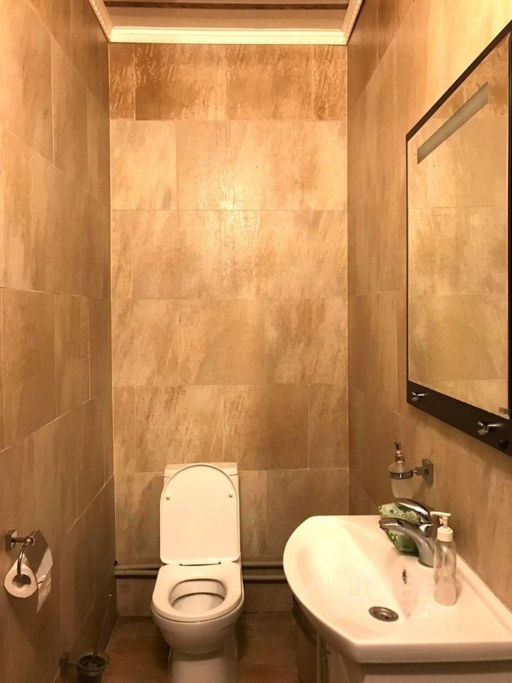 Здание в Тульская область, Тула пос. Хомяково, Хомяковская ул., 12А (500 м²)