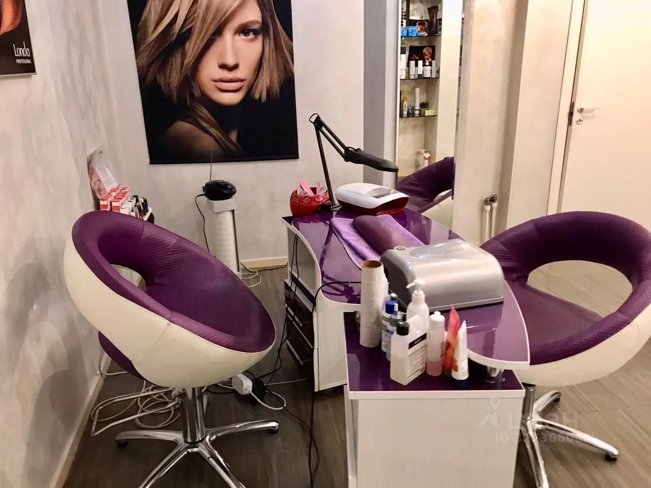 Здание в Тульская область, Тула пос. Хомяково, Хомяковская ул., 12А (500 м²)