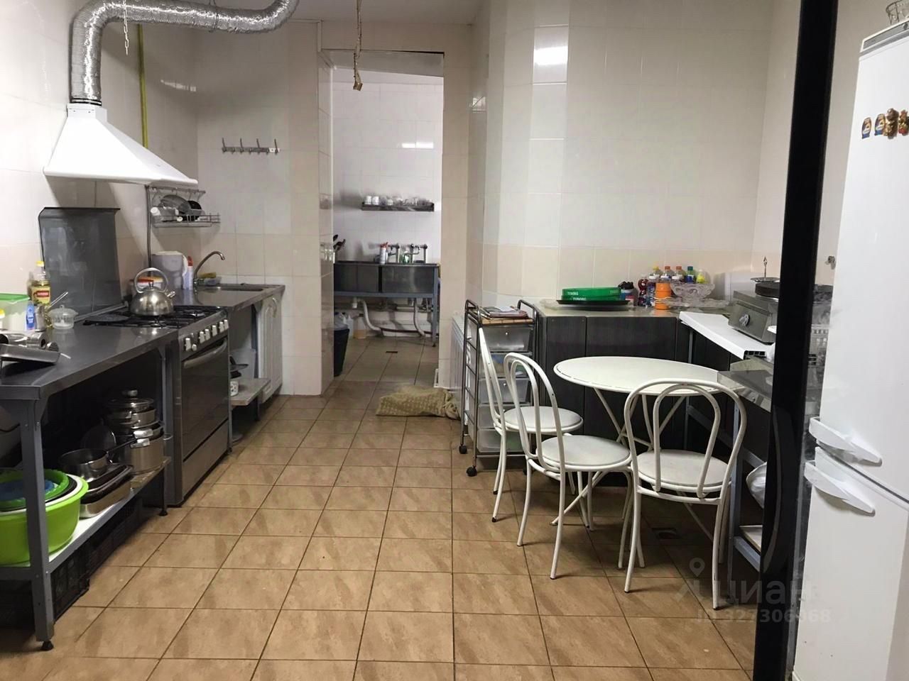 Здание в Тульская область, Тула пос. Хомяково, Хомяковская ул., 12А (500 м²)